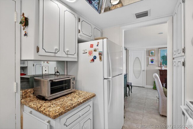 Building Photo - 2600 N Flagler Dr