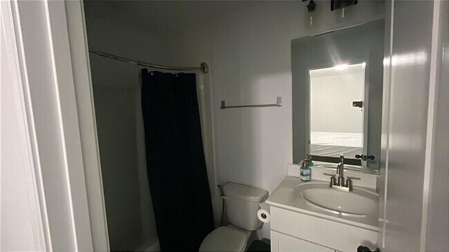 Building Photo - 651 Allier Ter