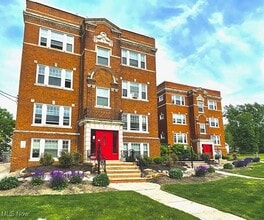 Building Photo - 1425 Waterbury Rd