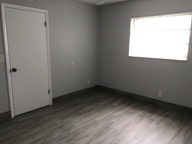 Building Photo - 1611 Green Ln