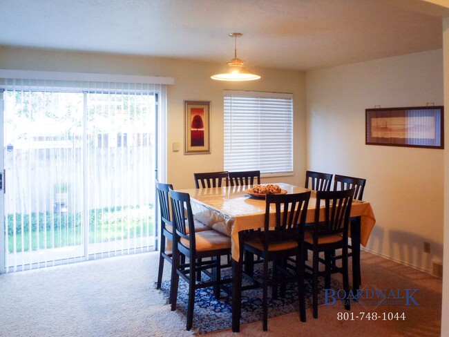 Building Photo - Awesome 3 Bedroom in Salt Lake City!