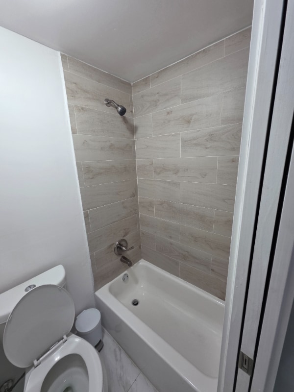 Building Photo - 7388 S Waterway Dr