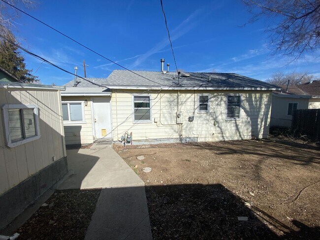 Building Photo - 710 Hood Ave