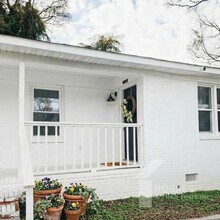 Building Photo - 511 Hampton Ave