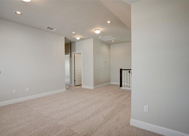 Building Photo - 130 Hidden Branch Cv