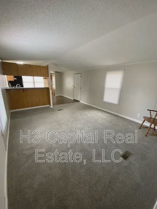 Building Photo - 1924 Page Ave