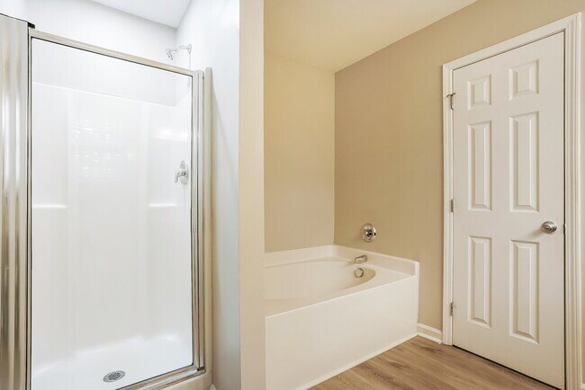 Building Photo - 230 Appsmill Pl