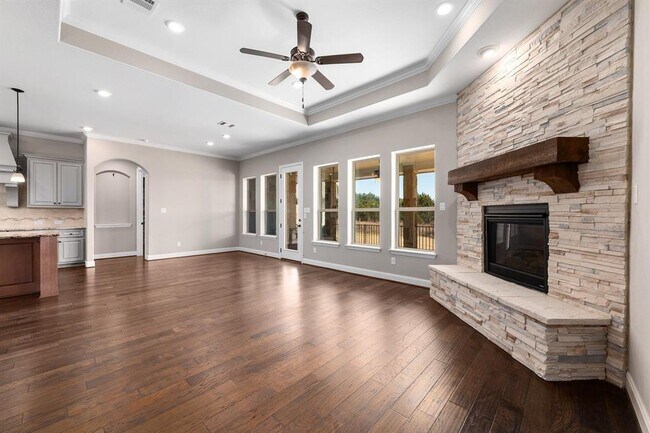 Building Photo - 655 Sad Willow Pass