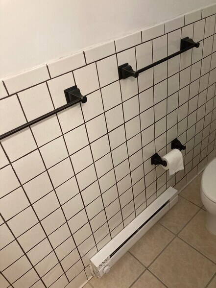 Building Photo - 100 Woodside Grn