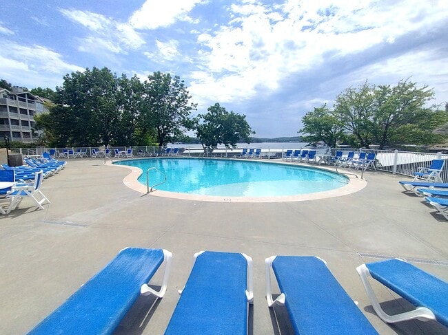 Building Photo - 418 Regatta Bay Dr