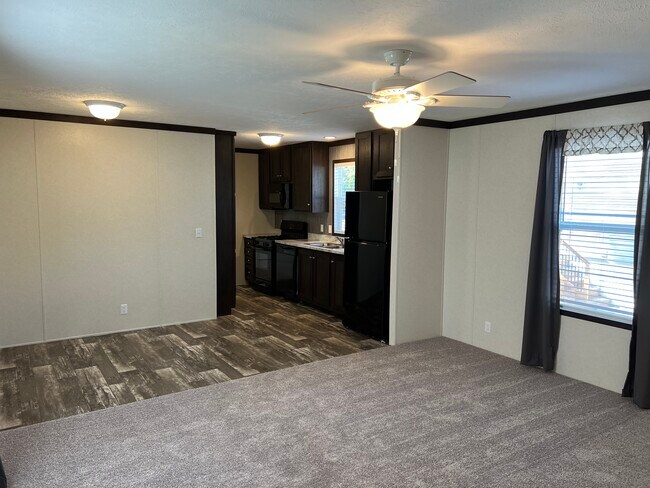 Building Photo - 271 Spruce