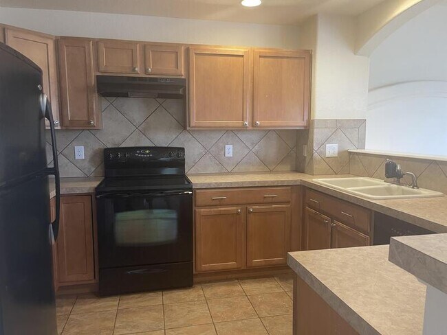 Building Photo - Precision Dr, 3903 Unit F