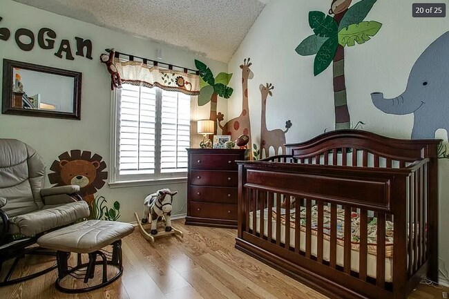 Building Photo - 4425 Forsyth Ln