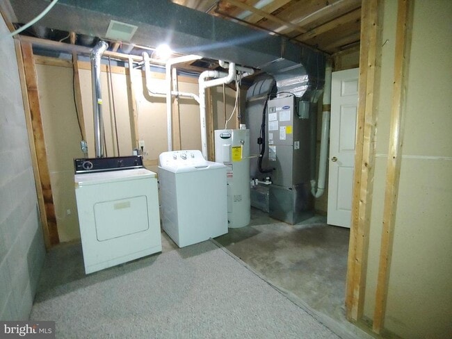 Building Photo - 2134 Commissary Cir