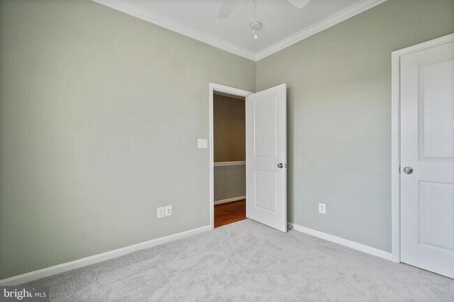 Building Photo - 22788 Sagamore Square