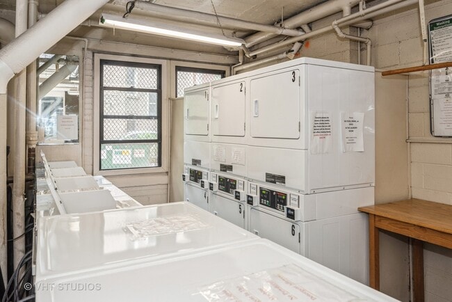 Building Photo - 4880 N Marine Dr