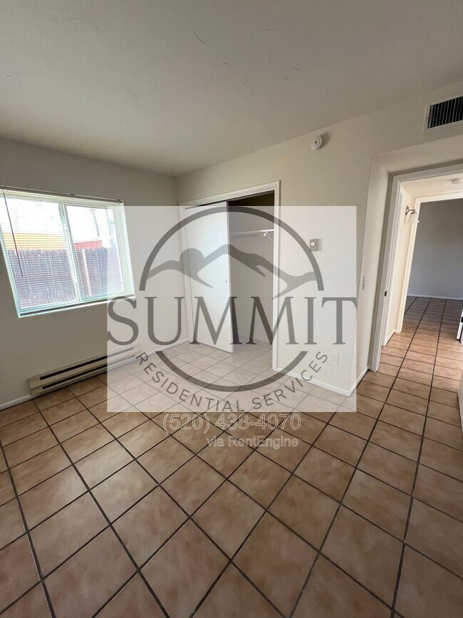 Building Photo - 926 N Belvedere Ave