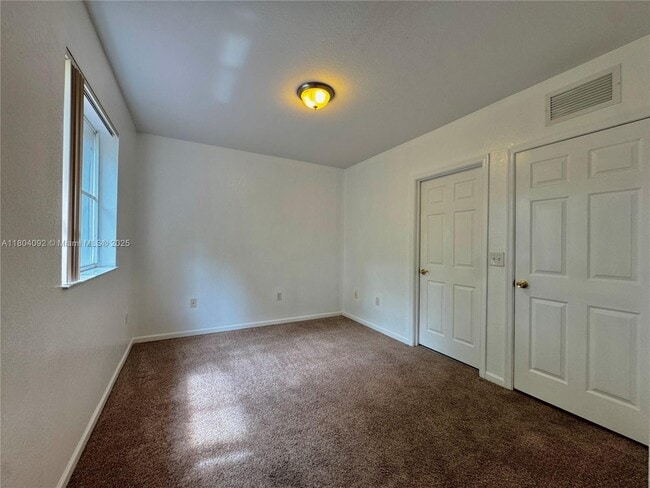 Building Photo - 2576 SW 83rd Ave