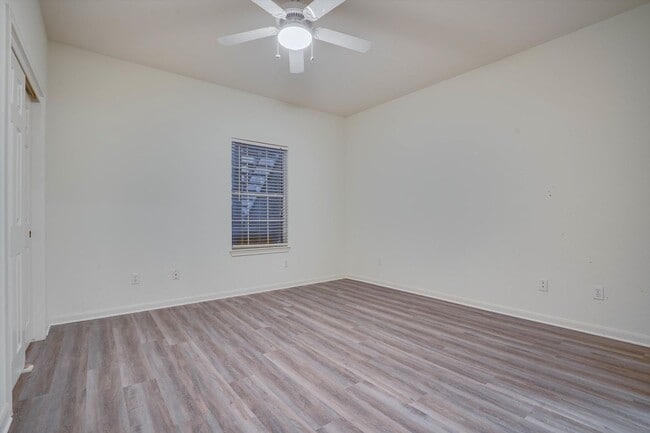 Building Photo - 307 Rawhide Loop