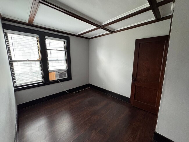 Building Photo - 120 S West St
