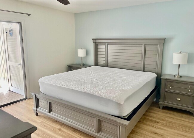 Building Photo - 35 Pine Arbor Ln