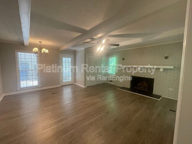 Building Photo - 224 Cold Creek Dr