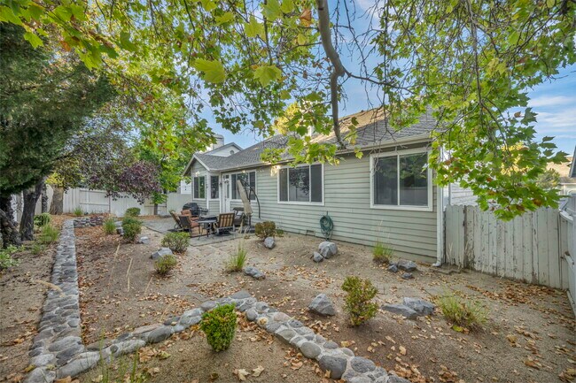 Building Photo - 4731 Ellicott Wy