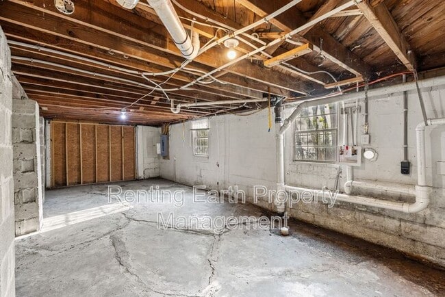 Building Photo - 4212 50th Ave N