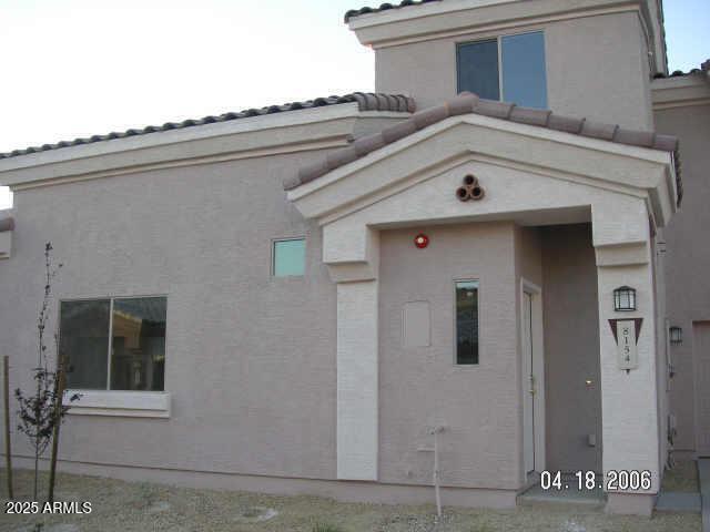 Primary Photo - 8154 W Beck Ln