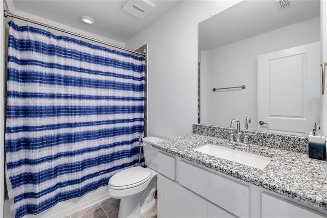 Building Photo - 1921 Bristol St