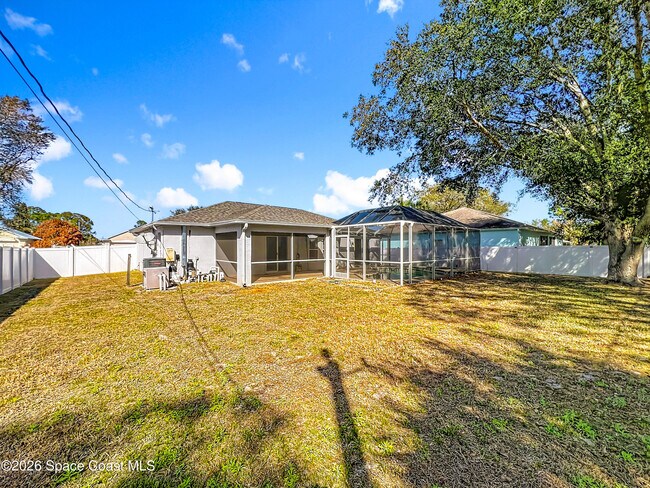 Building Photo - 1662 Hawksbill St NW