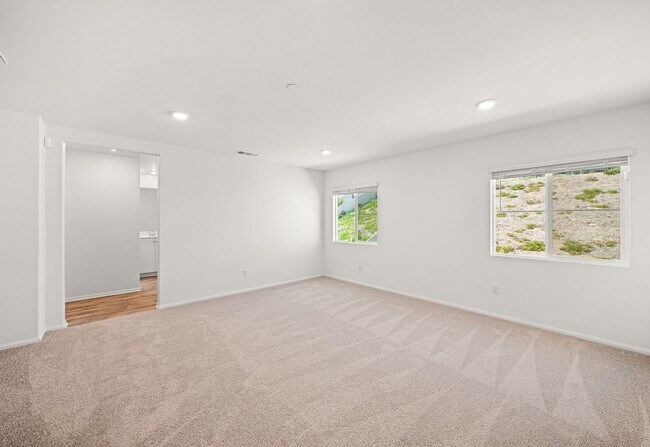 Building Photo - 35286 Sorenstam Dr