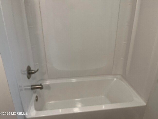 Building Photo - 12 A Diamond Dr