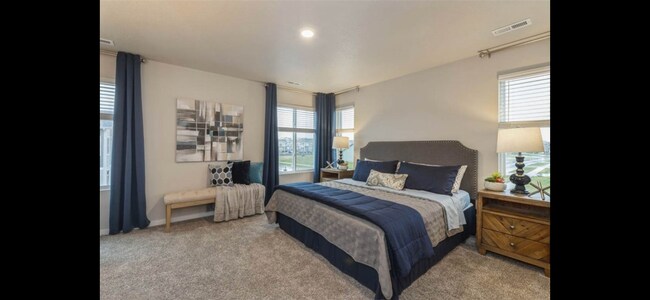 Building Photo - 9585 Heightsview Dr