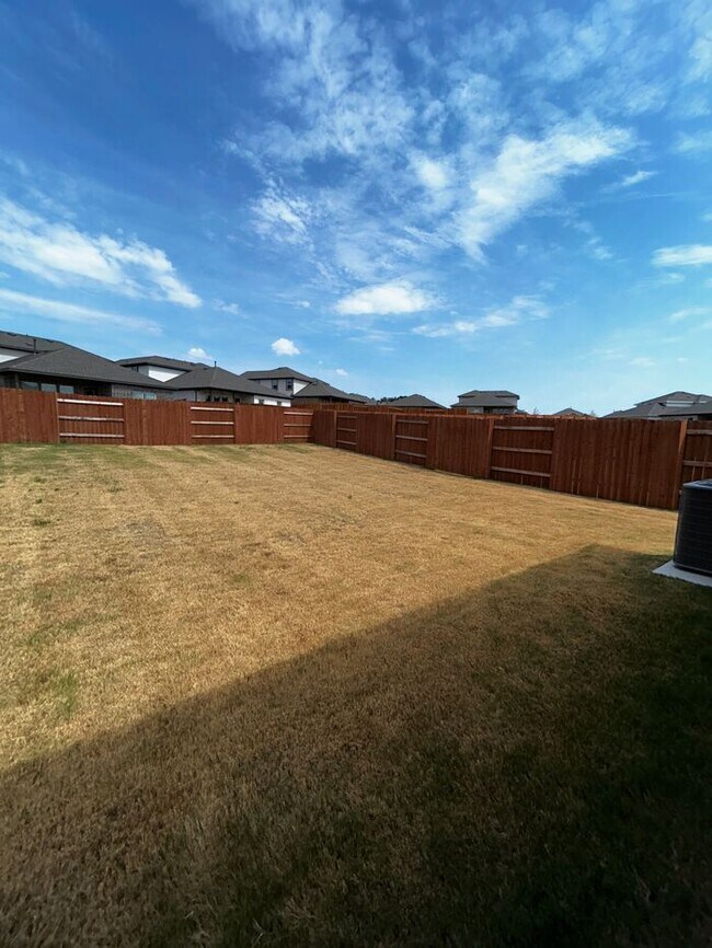 Building Photo - Charming 4 beds 3 baths in Leander!