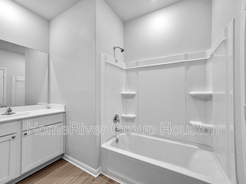 Building Photo - 329 Grayson Baw Ln