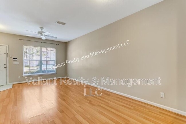 Building Photo - 3532 Lone Tree Ln