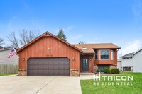 Building Photo - 13078 Glenhurst Ave