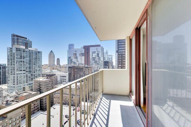 Building Photo - 200 N Dearborn St