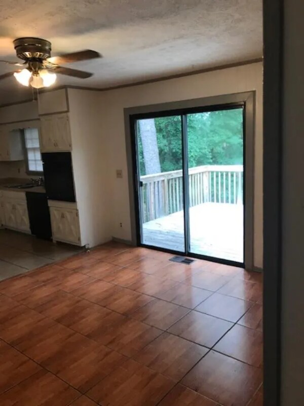 Building Photo - 5670 Morning Creek Cir