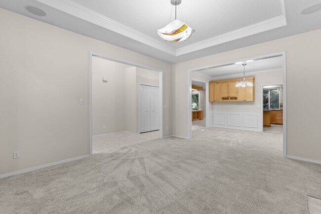 Building Photo - FOR RENT: CORNER LOT, Immaculate, lovely and spacious home - 5 bed, 3 bath + bonus room with 3-ca...