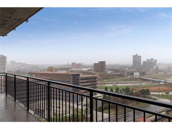 Building Photo - 1240 S 2nd St