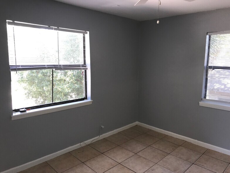 Building Photo - 2678 Ernest Street