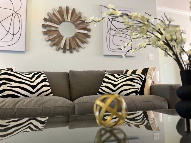 Building Photo - 182 Aquinnah Dr