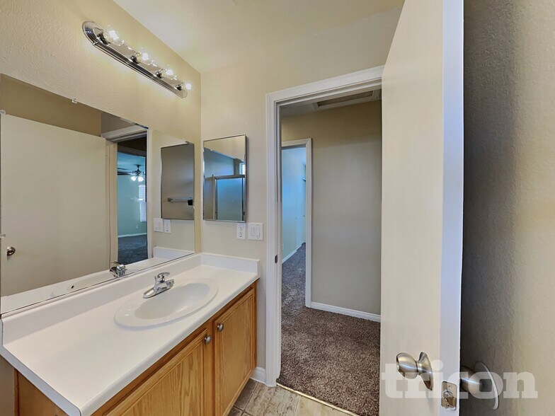 Building Photo - 3968 E Spruce Fern Ln