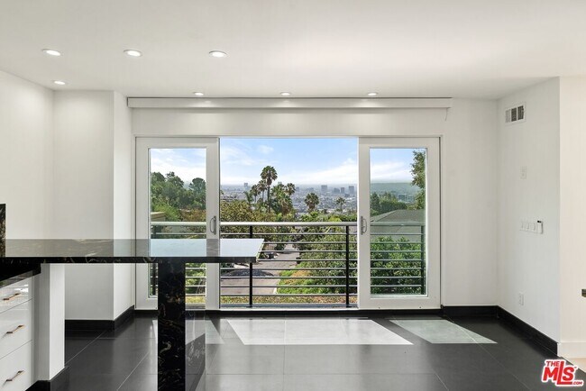 Building Photo - 1404 Devlin Dr