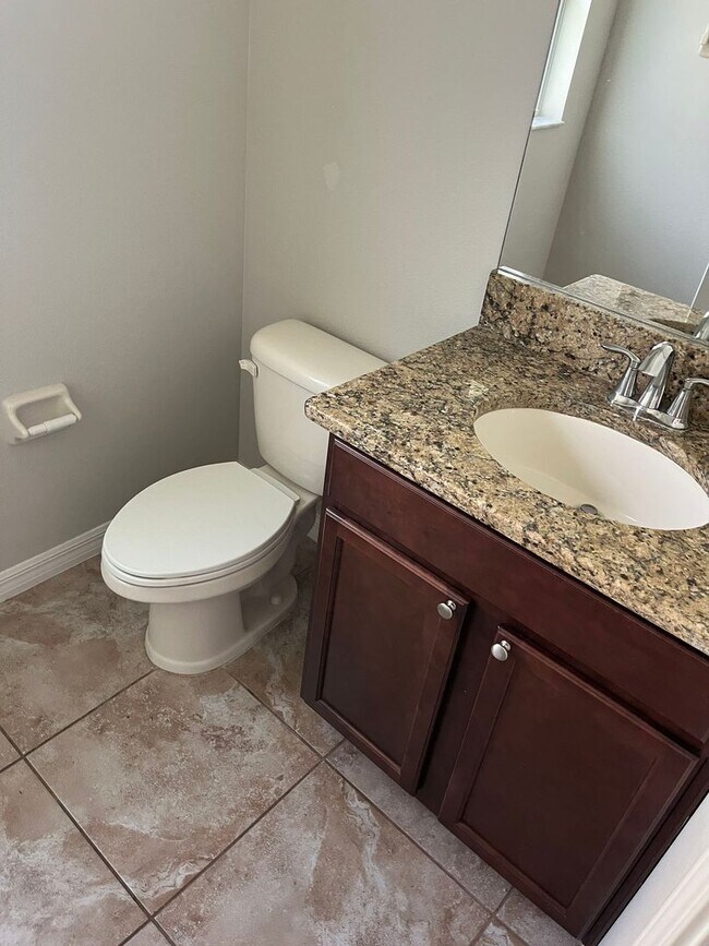 Building Photo - Lovely 3 bedroom 2 bath home in rUSKIN