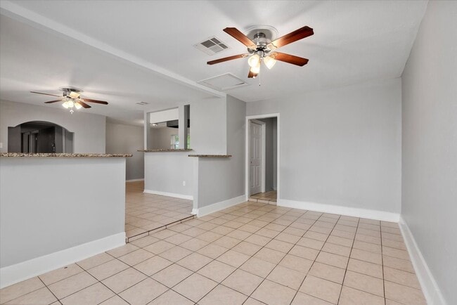 Building Photo - 1935 Barnsley Ln