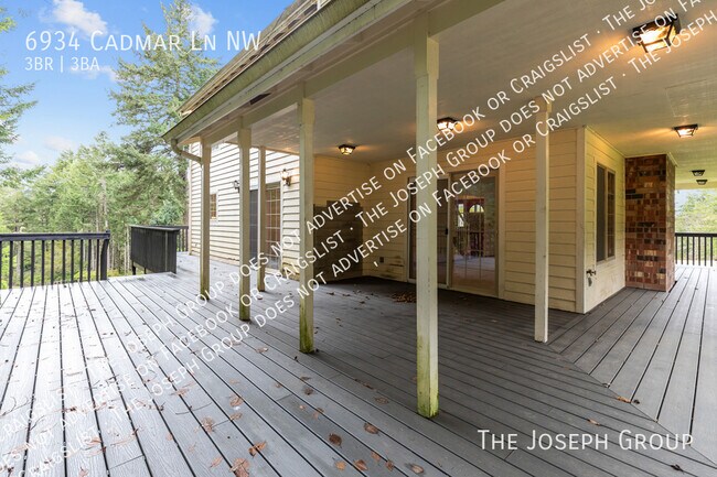 Building Photo - 6934 Cadmar Ln NW