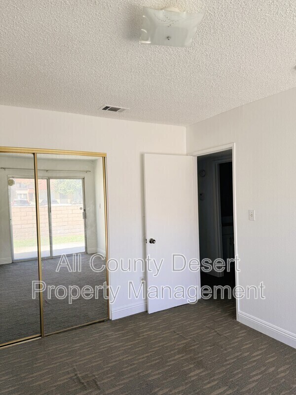 Building Photo - 82567 Ave 48